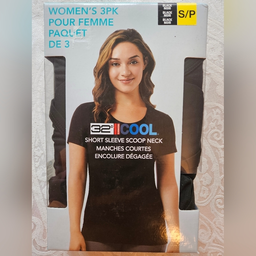 32 Degrees Cool Quick Dry T-Shirts, Box of 3 Black Shirts, Small, New in Box